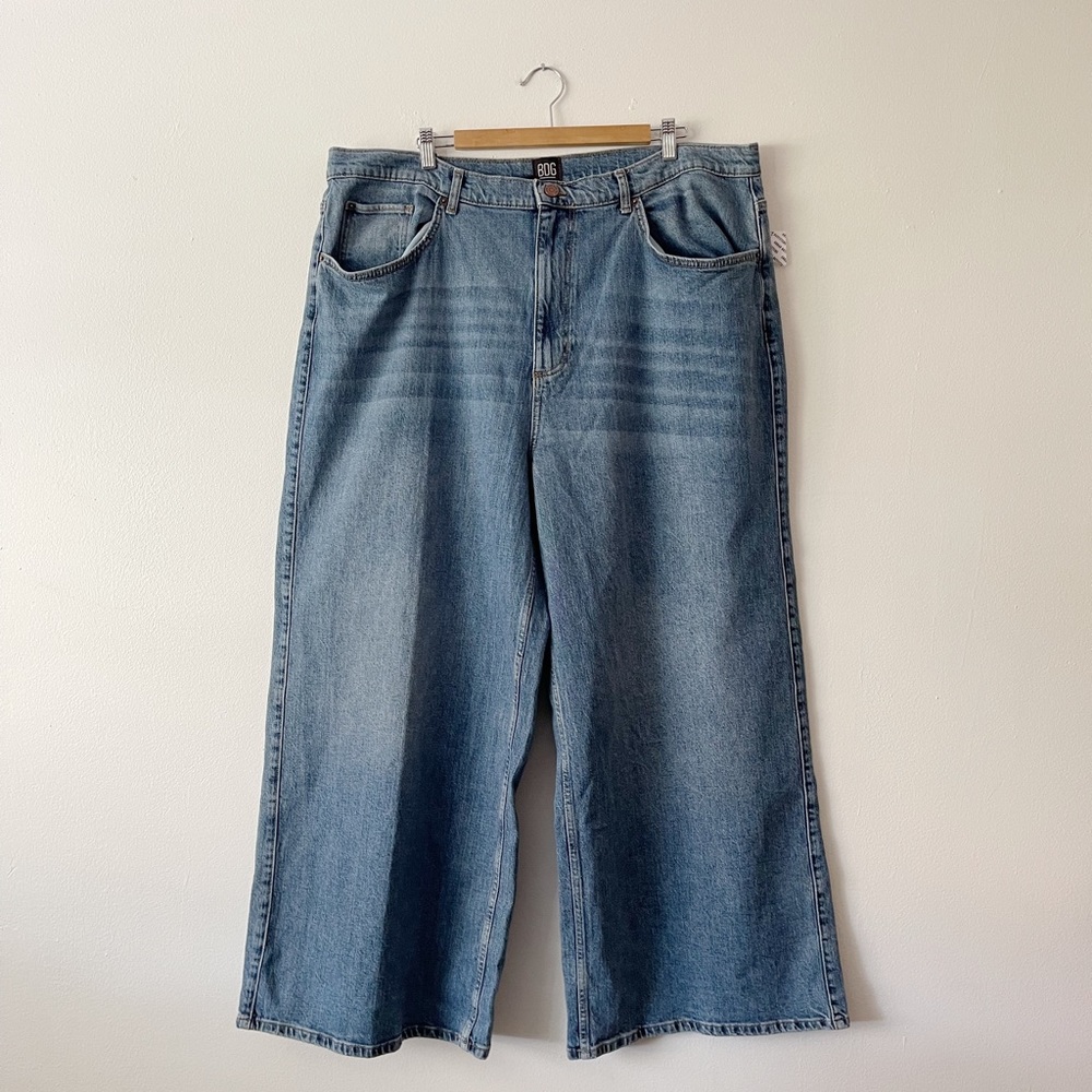 NWT! BDG urban Outfitters a wide jeans